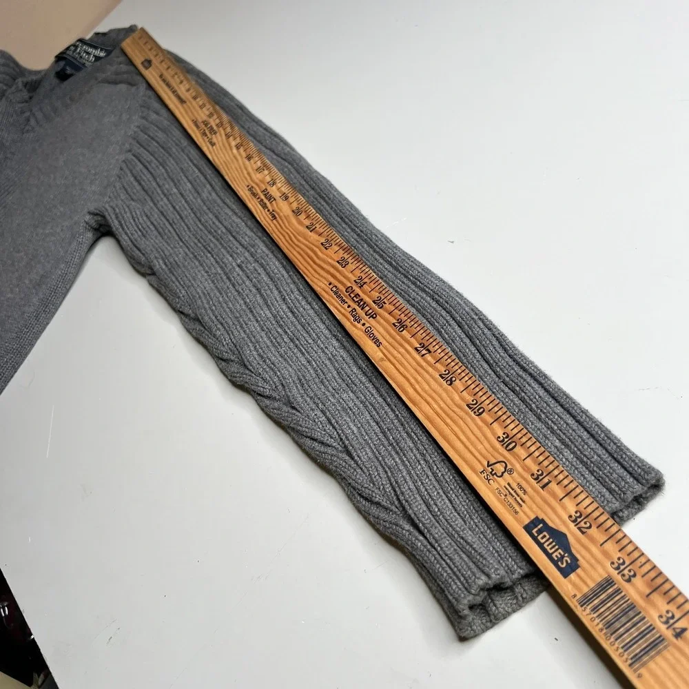 Abercrombie & Fitch Mens XL Muscle Fit V-Neck Cotton Ribbed Sweater Gray